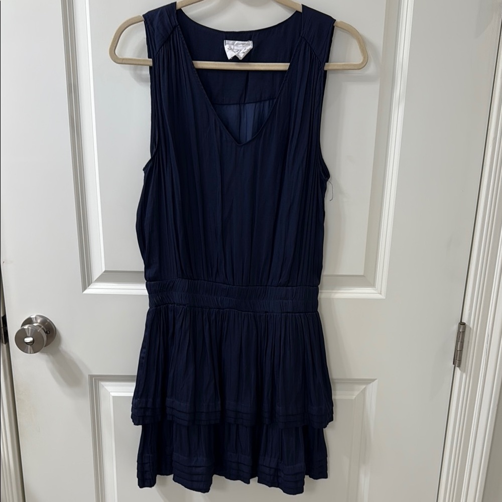 Elegant Navy Blue Sleeveless Dress